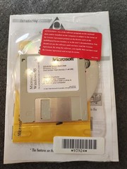 NOS Sealed Microsoft Windows 95 OEM CD Dell w/ COA Internet Explorer Vintage
