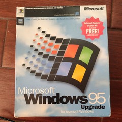 RARE 3.5″ MICROSOFT WINDOWS 95 OPERATING SYSTEM BOXED