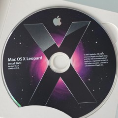 Apple MAC OS X LEOPARD Version 10.5.1  Retail Install DVD With Manual (MB427Z/A)