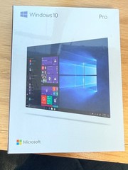 Brand New Microsoft Windows 10 Pro English USB Flash Drive (FQC-10069)